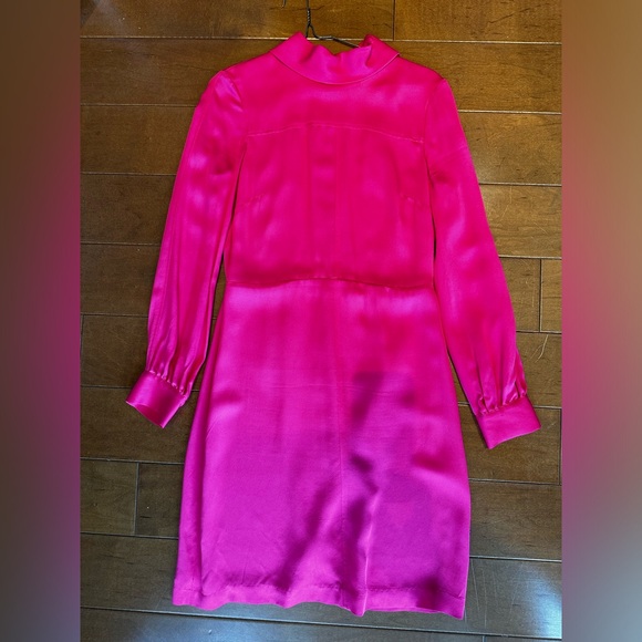Brooks Brothers size 4 Pink Long Sleeve Dress like new - Picture 1 of 4